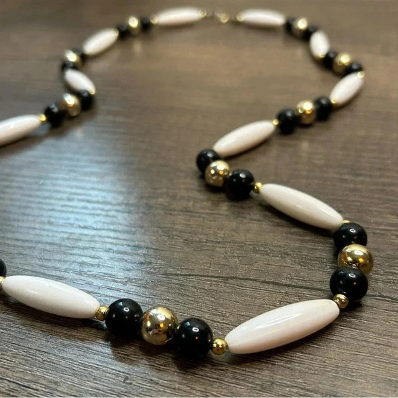 Elegant Black White and Gold Beaded Necklace - Picture 2 of 3